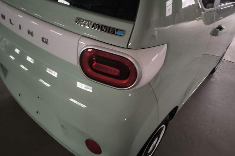 Used Wuling Hongguang MINIEV 2024 3rd Generation 215km Youth Edition