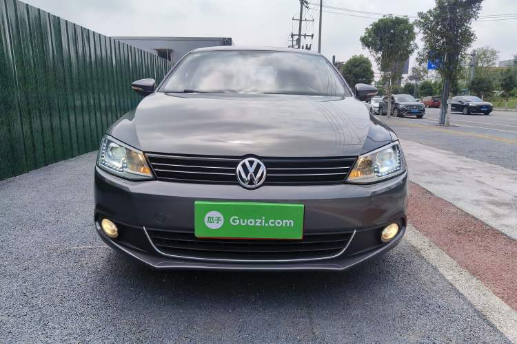 Used Volkswagen Sagitar 2014 Revised Version 1.6L Automatic Comfort Edition
