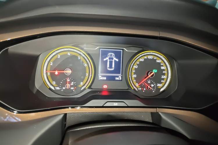 Used Volkswagen Tharu 2021 280TSI Two-Wheel-Drive Luxury Plus Edition Instrument Cluster