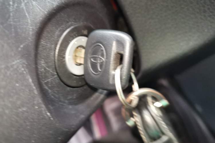 Used Toyota YARiS L Zhi Xuan 2022 X-Trail 1.5L CVT Leading PLUS Edition Vehicle Key