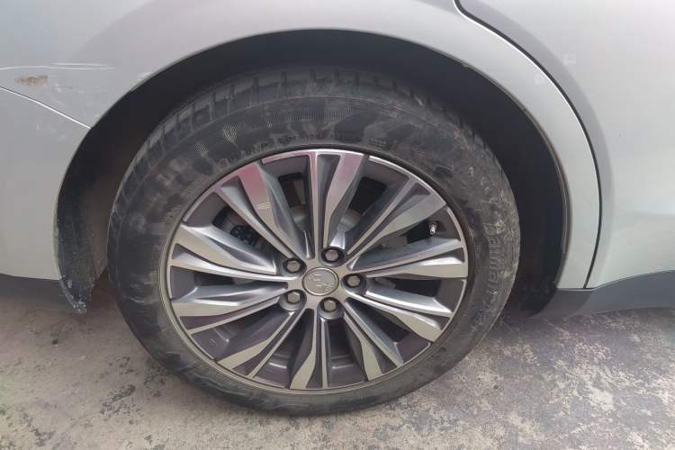 Used Hongqi E-QM5 2022 431 km Charge & Enjoy Edition
