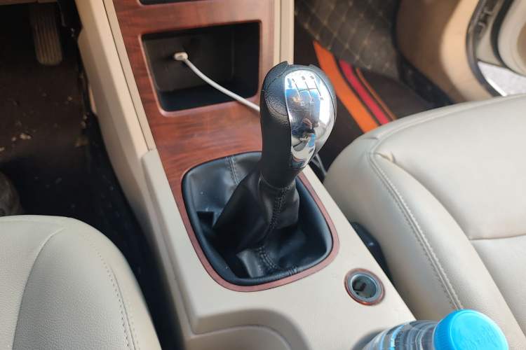 Used Roewe 350 2014 1.5L Manual Swift Edition
