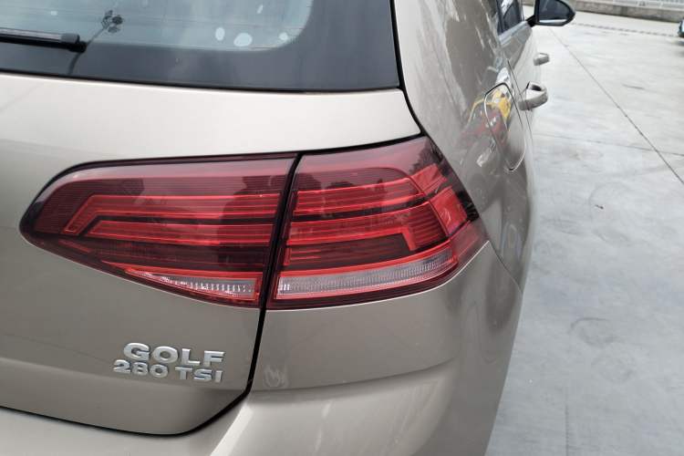 Used Volkswagen Golf 2019 280TSI DSG Comfort Version China VI Standard
