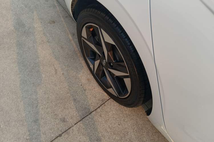 Used Hyundai Elantra 2021 1.5L CVT LUX Prestige Edition