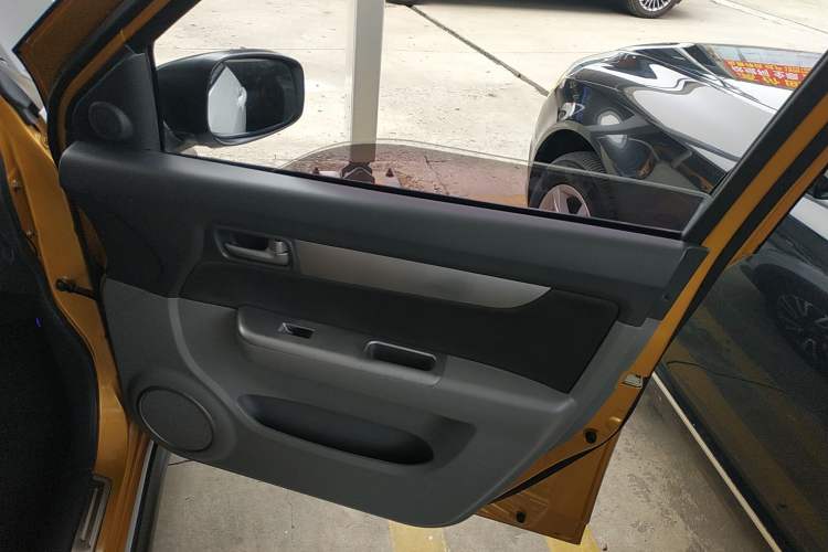 Used Suzuki Swift 2015 1.5L Automatic Limited Edition
