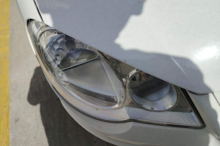 Used Volkswagen Polo 2009 Jingqing 1.4L Manual Shushang Edition Right Front Headlight