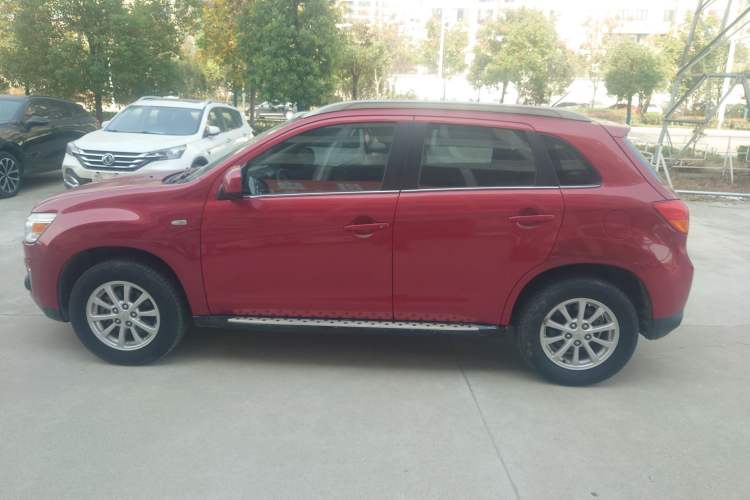 Used Mitsubishi ASX 2013 2.0L CVT Two-Wheel Drive Luxury Edition