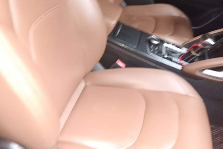 Used BORGWARD BX7 2018 28T 2WD Comfort Version 5 Seats China VI Emission Standard
