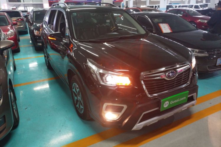 Used Subaru Forester 2021 2.0i Luxury Edition EyeSight Front Right 45 Deg