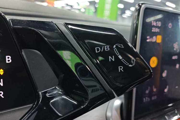 Used Volkswagen ID.6 X 2022 Pure Long-Range Edition