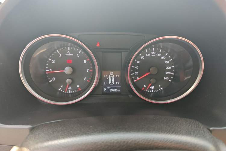 Used Haval H6 2015 Sport Edition 1.5T Automatic Two-Wheel Drive Luxury Model Instrument Cluster