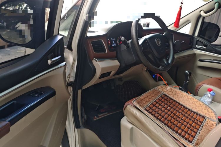 Used FORTHING Lingzhi 2018 M5L 1.6L 7-Seater Luxury Model