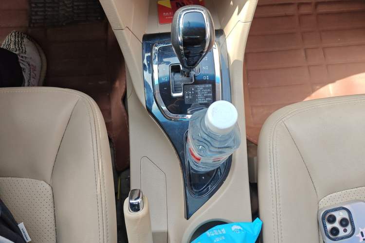 Used Baojun 730 2016 1.8L iAMT Luxury Model 7 Seats