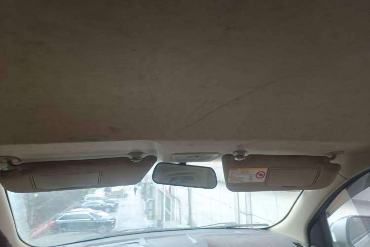 Used Baojun 730 2014 1.5L manual standard trim 7 seats