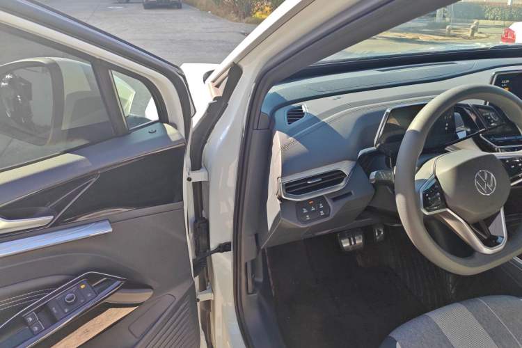 Used Volkswagen ID.4 CROZZ 2023 ACTIVE Lifestyle Edition