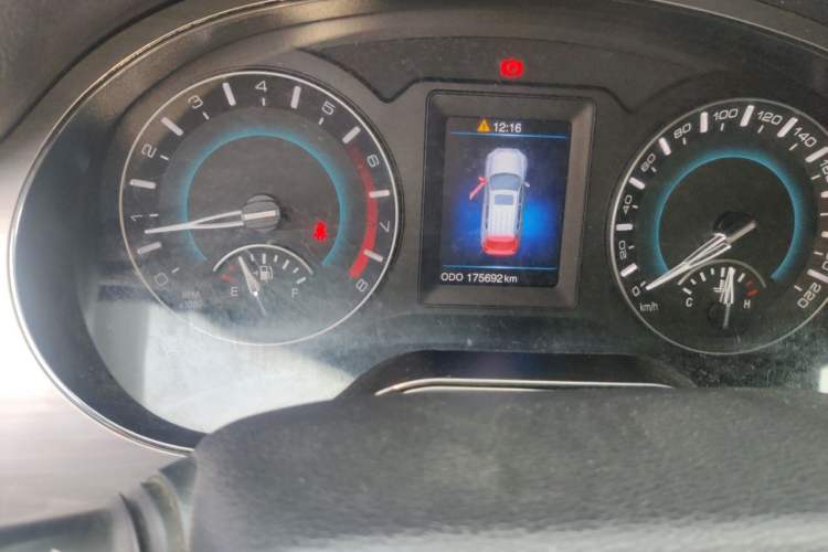 Used Haval H2 2016 Red-Label 1.5T Manual Two-Wheel Drive Luxury Model
