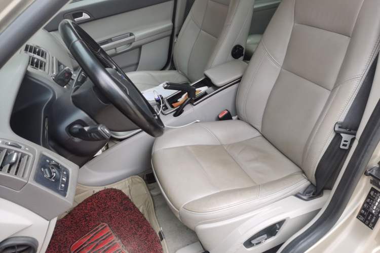 Used Volvo S40 2011 2.0L Automatic ZhiShang Edition
