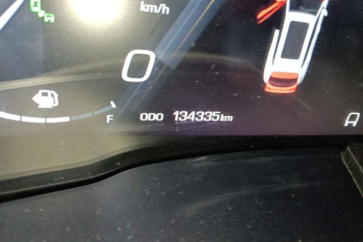 Used Wey VV6 2018 2.0T Four-Wheel Drive Flagship Version China V Standard Odometer Close Up