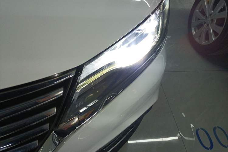 Used Roewe RX5 2020 20T Automatic 4G Connect Excellence Edition
