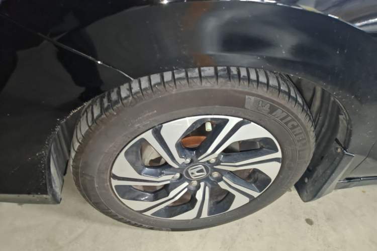 Used Honda Crider 2016 1.8L CVT Luxury Edition
