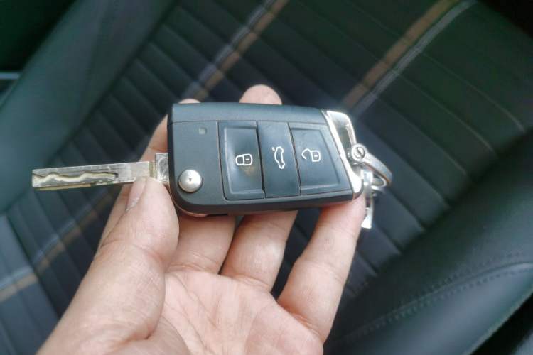 Used Volkswagen Lavida 2021 280TSI DSG Comfort Edition
