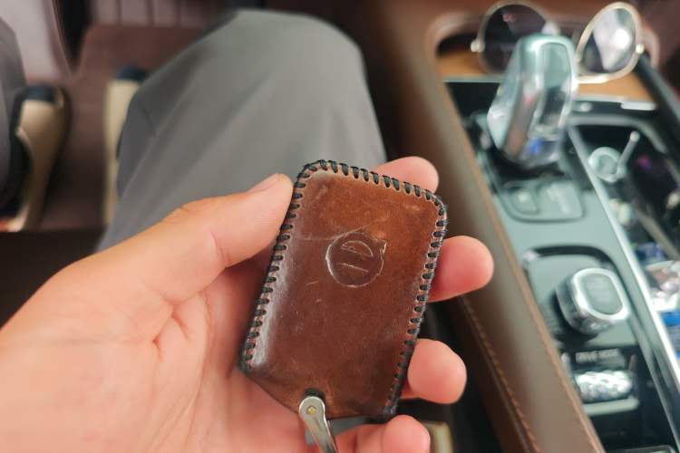 Used Volvo XC90 New Energy 2019 E-Drive Hybrid T8 Luxury Edition 7-Seater China V Standard Vehicle Key