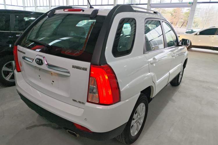 Used Kia Sportage 2013 2.0L Manual Two-Wheel Drive GL Trim