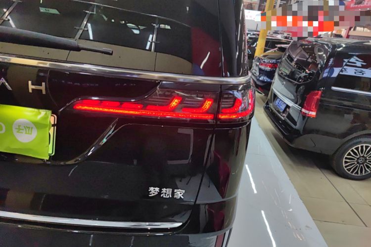 Used VOYAH Dream 2022 0-Carbon Edition Home+ Range Package 605 km