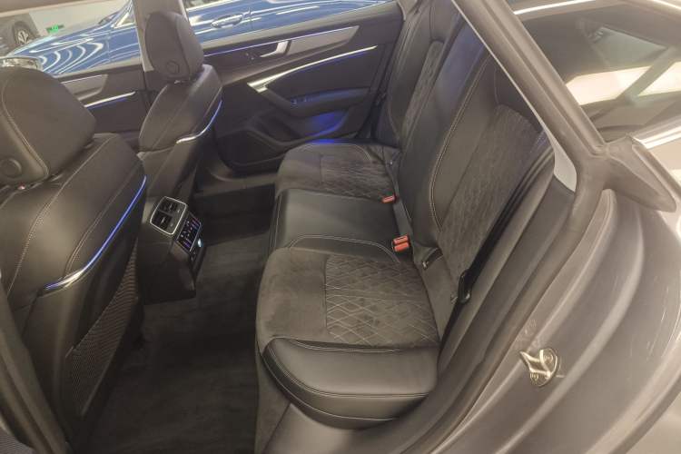 Used Audi A7L 2022 45 TFSI quattro S-line Visionary Crystal Package