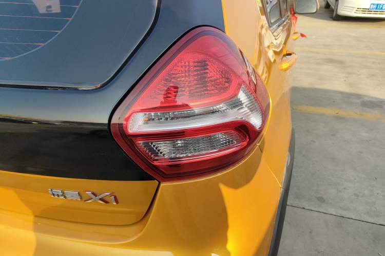 Used Geely Auto Vision X1 2017 1.3L Automatic Player Edition
