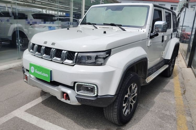Used BAIC Off-Road BJ40 2019 2.3T Automatic Four-Wheel Drive Urban Hunter Edition Premium Model China VI Emission Standard