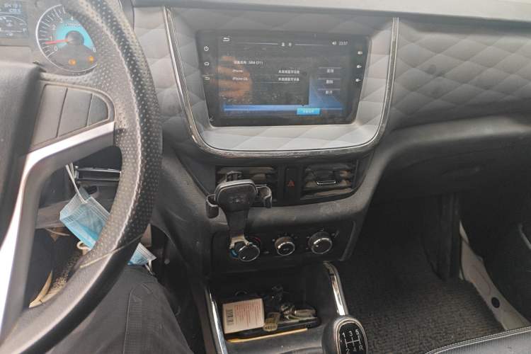 Used Jinbei Gold Hiace 2021 1.6L Box Van Engineering Lion 2-Seater
