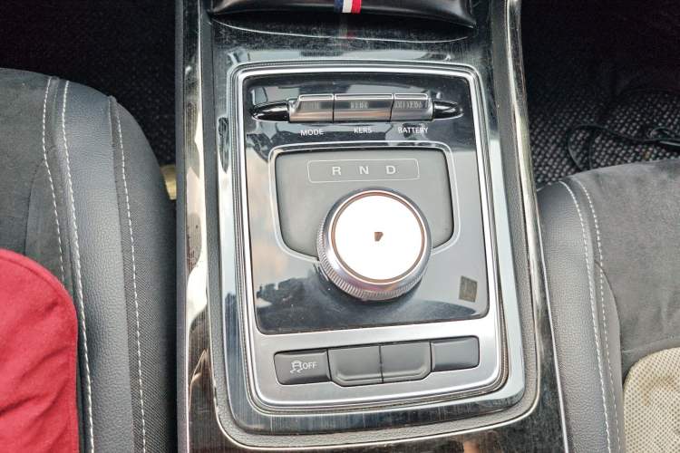 Used Roewe i6 New Energy 2017 45T Hybrid Connective Smart Luxury Edition Gear Lever