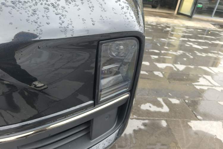 Used Li Auto L8 2023 Pro Model
