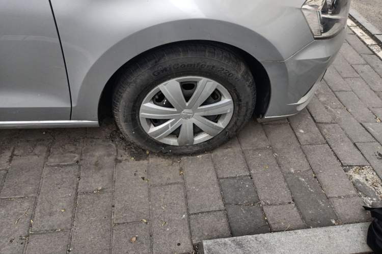 Used Volkswagen Jetta 2017 1.5L Manual Fashion Edition