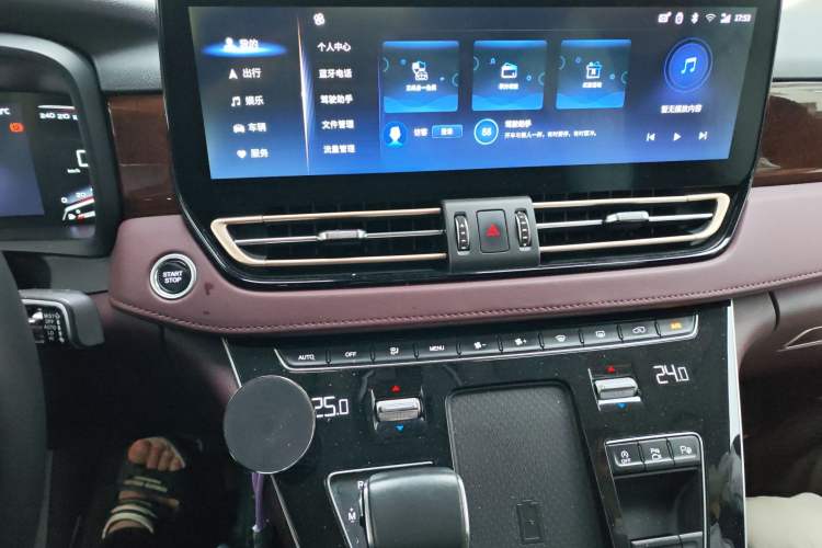 Used Hongqi HQ9 2023 2.0T Smart Connect Flagship Edition