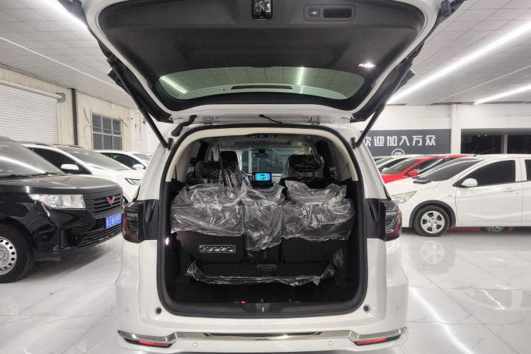 Used Honda Elysion 2022 2.0L eHEV Luxury Edition