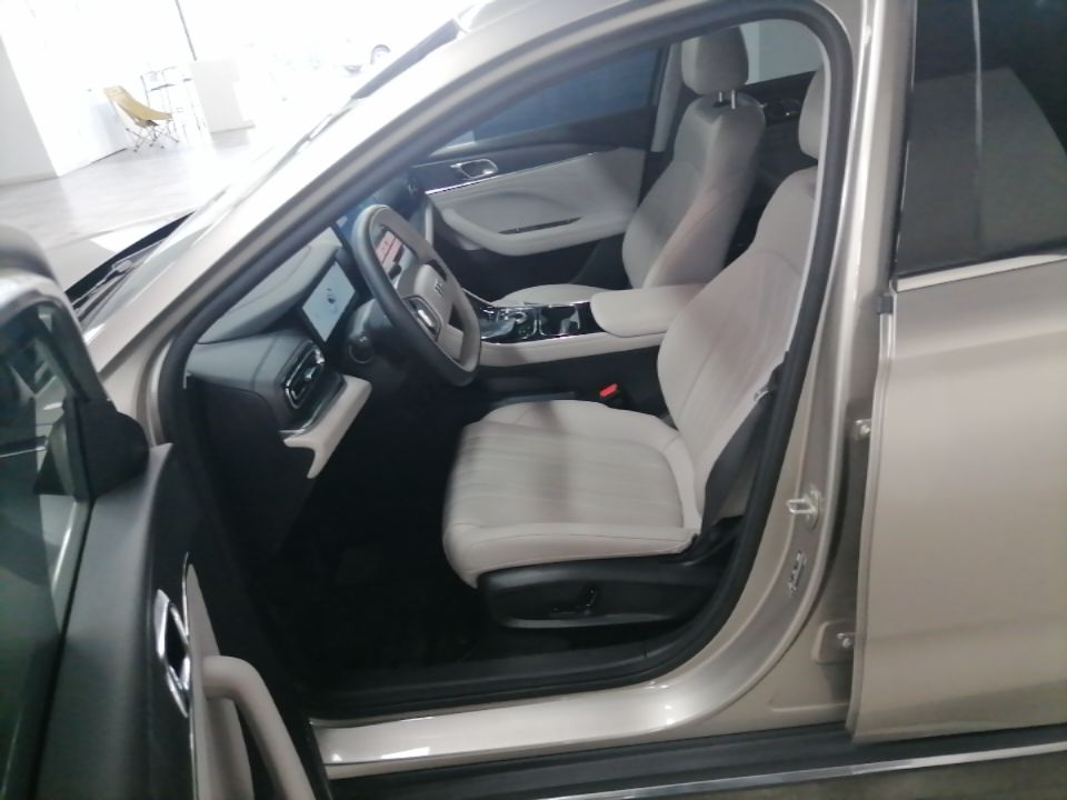 Geely Galaxy Stellar 6 2026 Model 125km Exploration+ Edition — снимка 19