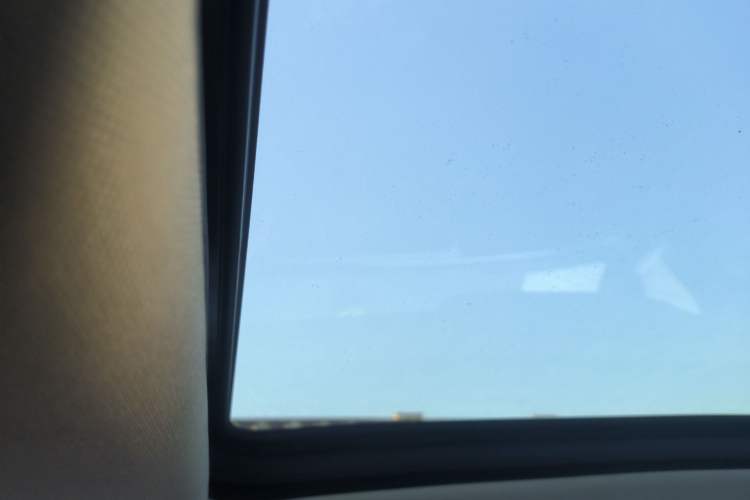 Used Buick Envision 2020 20T Two-Wheel Drive Luxury Model Headliner