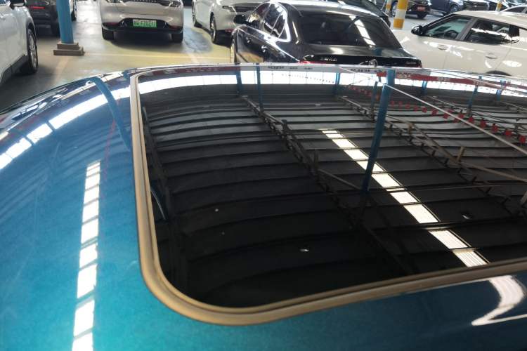 Used ORA Good Cat 2022 500 km Long-Range Luxury Version Lithium-NMC Roof