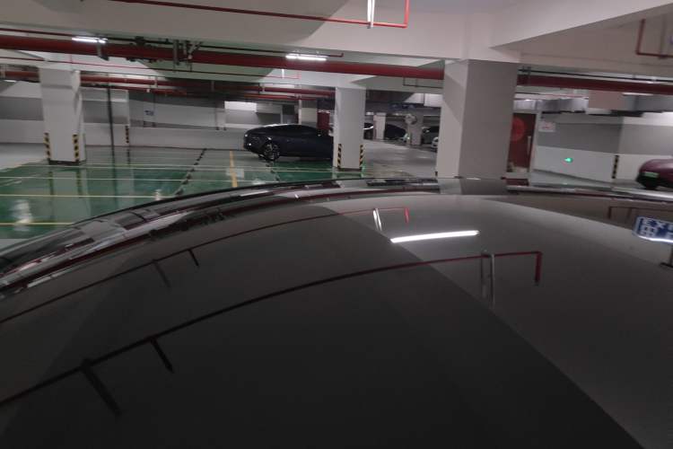 Used Tesla Model Y L 2025 Model Long-Range All-Wheel-Drive Version