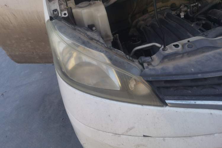 Used Nissan NV200 2011 1.6L 232 Seats Zunya Trim Right Front Headlight