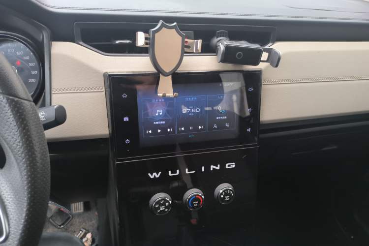 Used Wuling Zhengcheng 2021 1.5T Manual Luxury Version