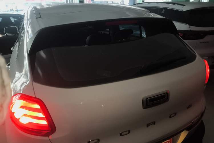 Used Qoros 5 2018 Revised Version 1.6T Automatic Leading Edition