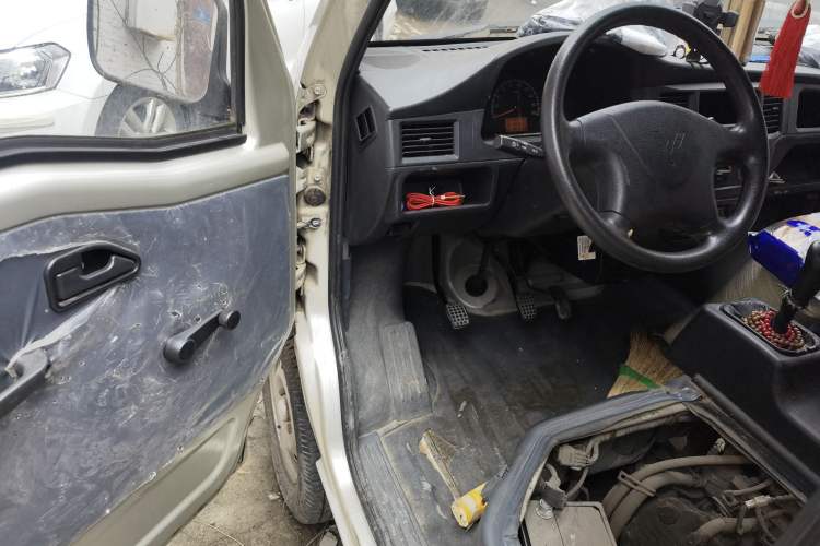 Used Wuling Zhiguang 2013 1.0L Practical Version