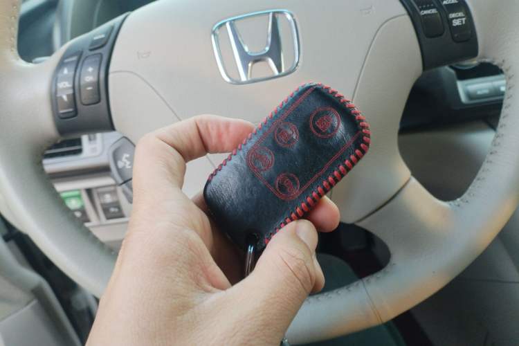 Used Honda Elysion 2015 2.4L VTi-S Prestige Edition Vehicle Key