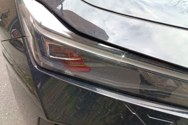 Used CHANGAN UNI-V 2023 1.5T Prestige Model