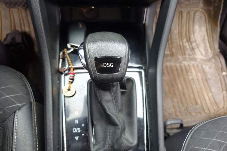 Used Skoda Kodiaq 2019 Restyled TSI330 5-Seater Two-Wheel Drive Comfort Version China V Emission Standard Gear Lever