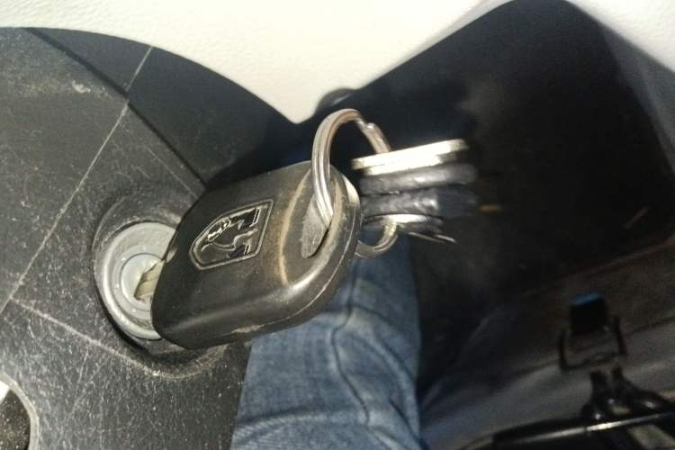 Used Jinbei New Hiace X30L 2021 1.5L Wealth Edition Bus Non-Air-Conditioned China VI Standard SWC15M Interior 1