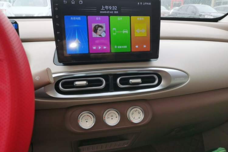 Used Wuling Hongguang MINIEV 2025 Four-Door Version Advanced Edition Audio And AC Panel